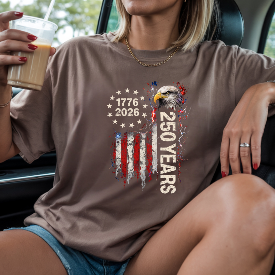 USA Patriotic Eagle Flag Vintage Freedom Graphic Tee